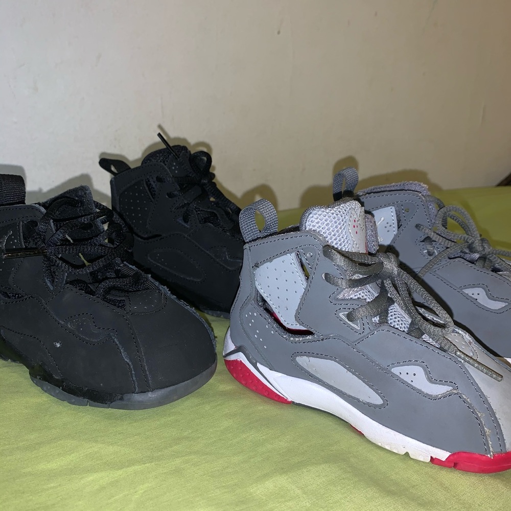 2 pairs of Jordan’s